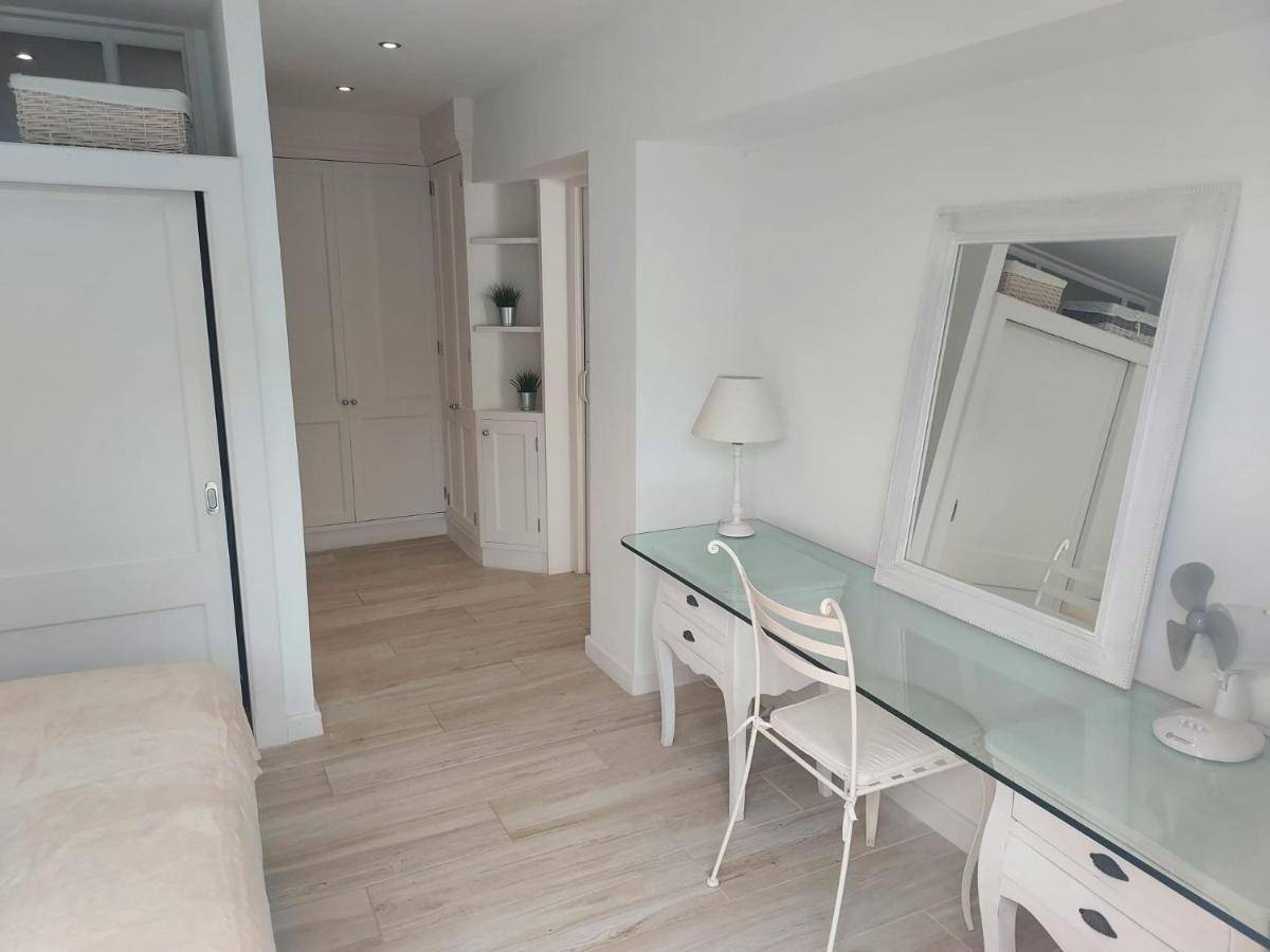 Cas Catala Living Apartment Bagian luar foto